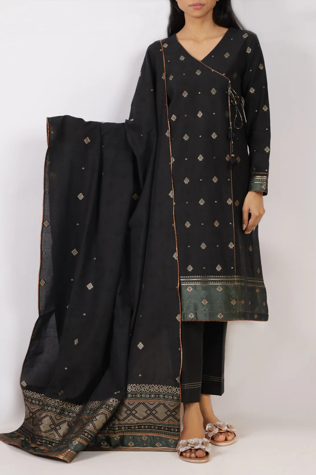 Saya Premium Dyed Jacquard 3-Piece Suit – Midnight Blue Elegance with Jacquard Dupatta & Cambric Trouser