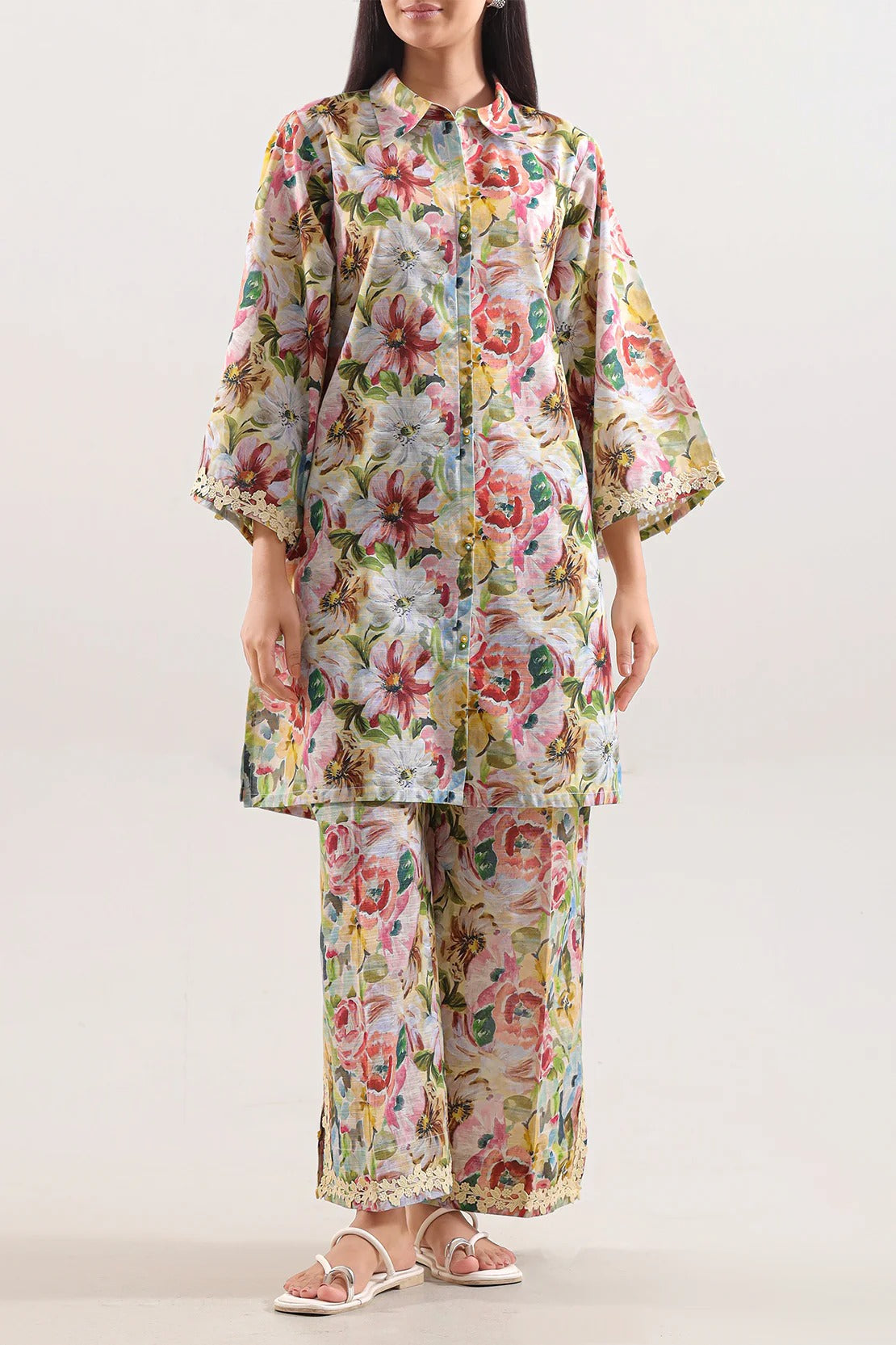 Saya Premium Khaddar 2-Piece Suit – Elegant Multicolor Floral Printed Cotton Khaddar Shirt & Trouser